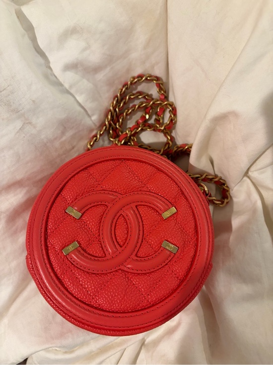 CHANEL Handbags - CHANEL Coral-Red Quilted Round Crossbody Bag with Gold Chain